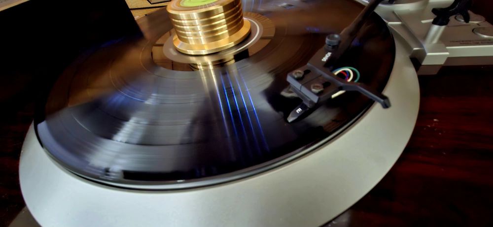 Gramofon Denon DP37F