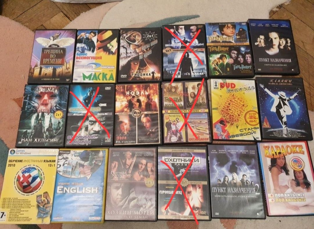 DVD диски з фільмами, мультфільмами та караоке
