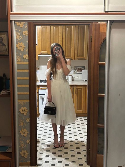 святкова/випускна сукня