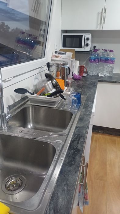 Quarto pra aluguel guia