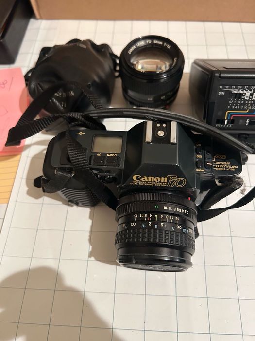 Canon T70 + obiektyw Canon FD 50mm f/1.8