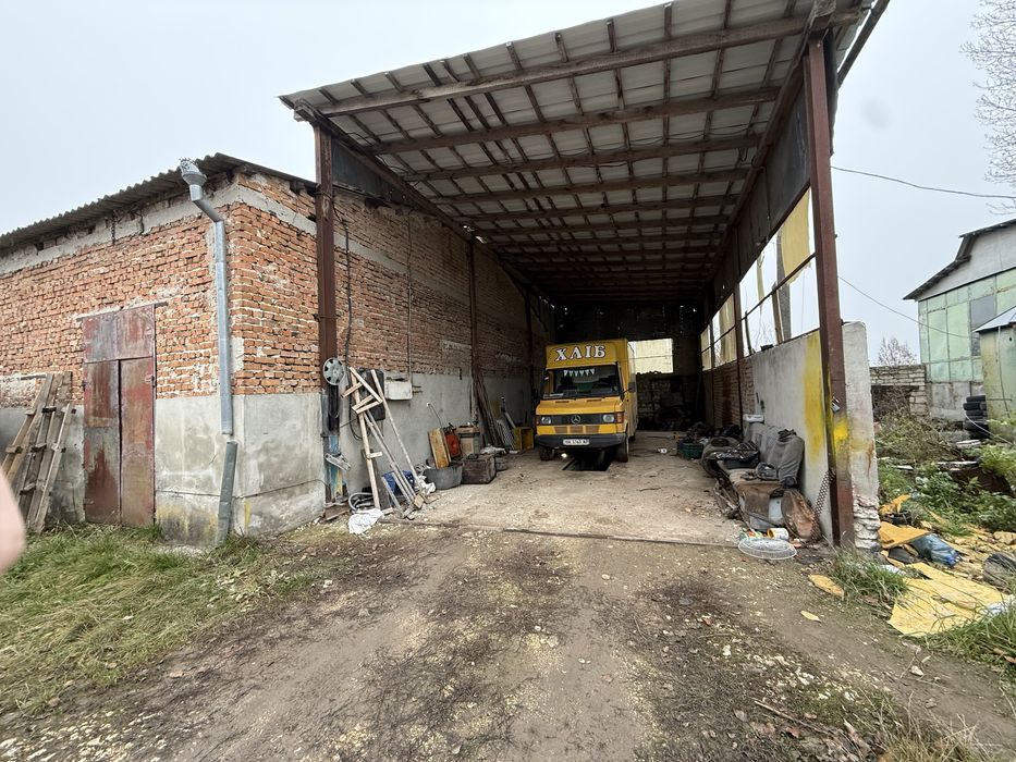 Здам в оренду приміщення з викупленою землею