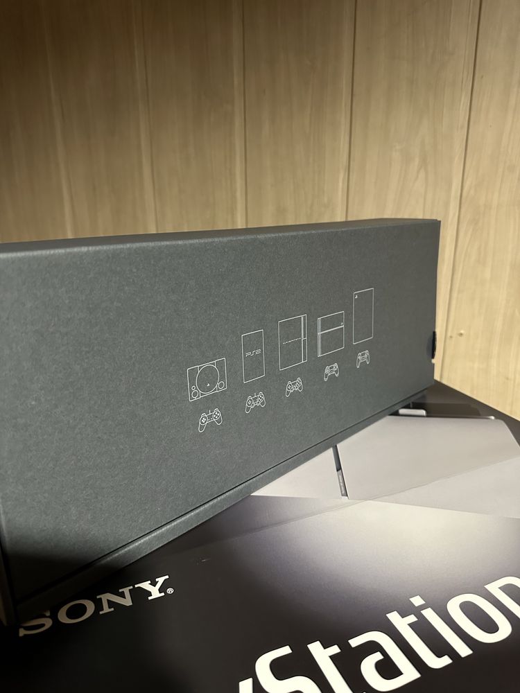 nowa Konsola Sony Playstation 5 Digital Limitowana Edycja na 30leciePS