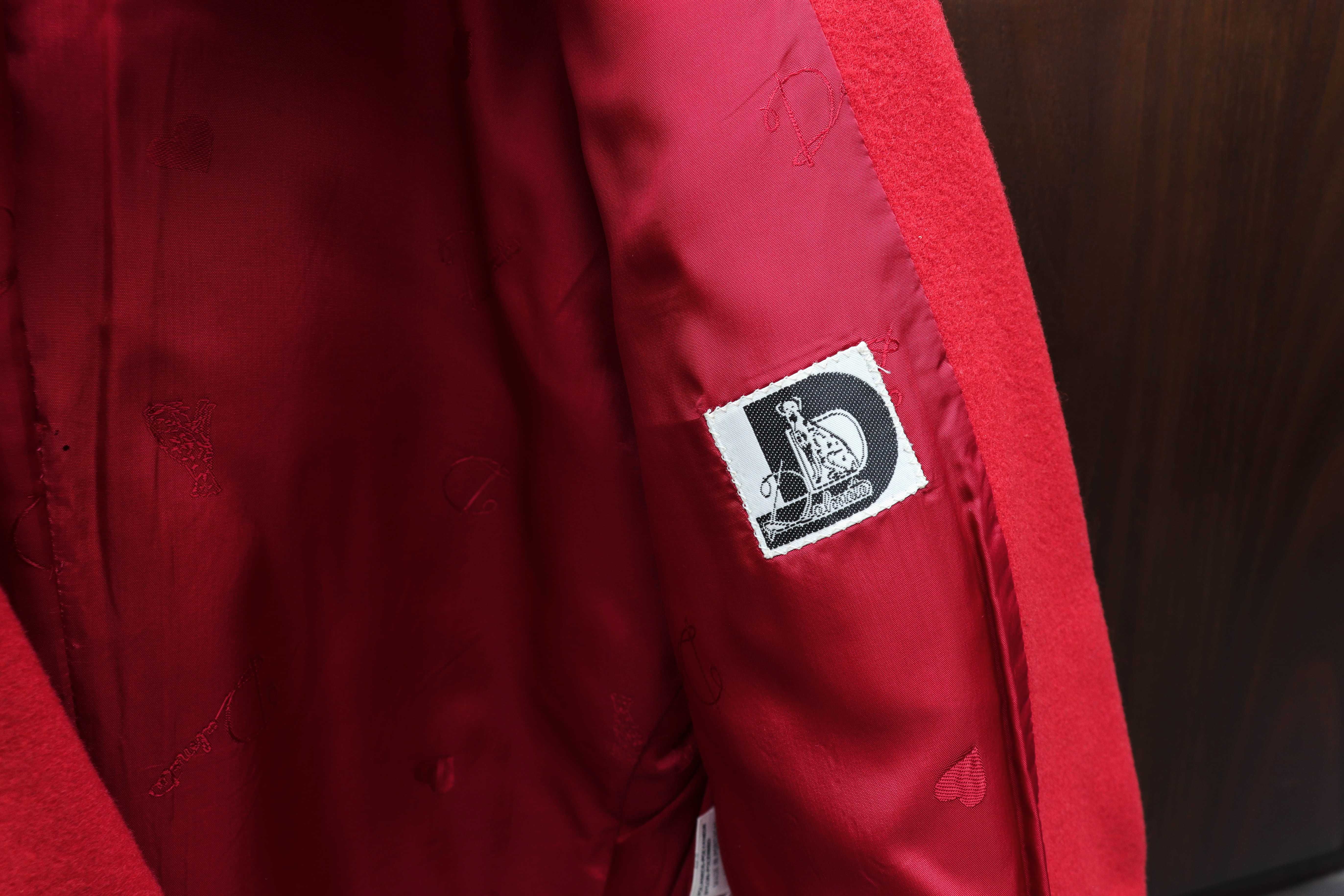 Casaco/blazer de inverno vermelho da Dalmata