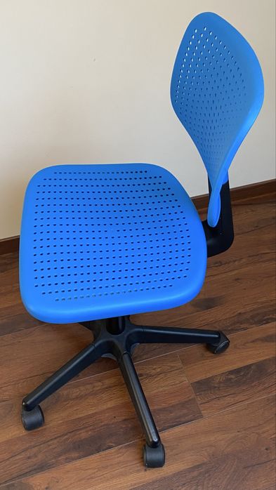 Krzesło dziecięce obrotowe Ikea Alrik