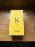 Realne 8 4G smartfon