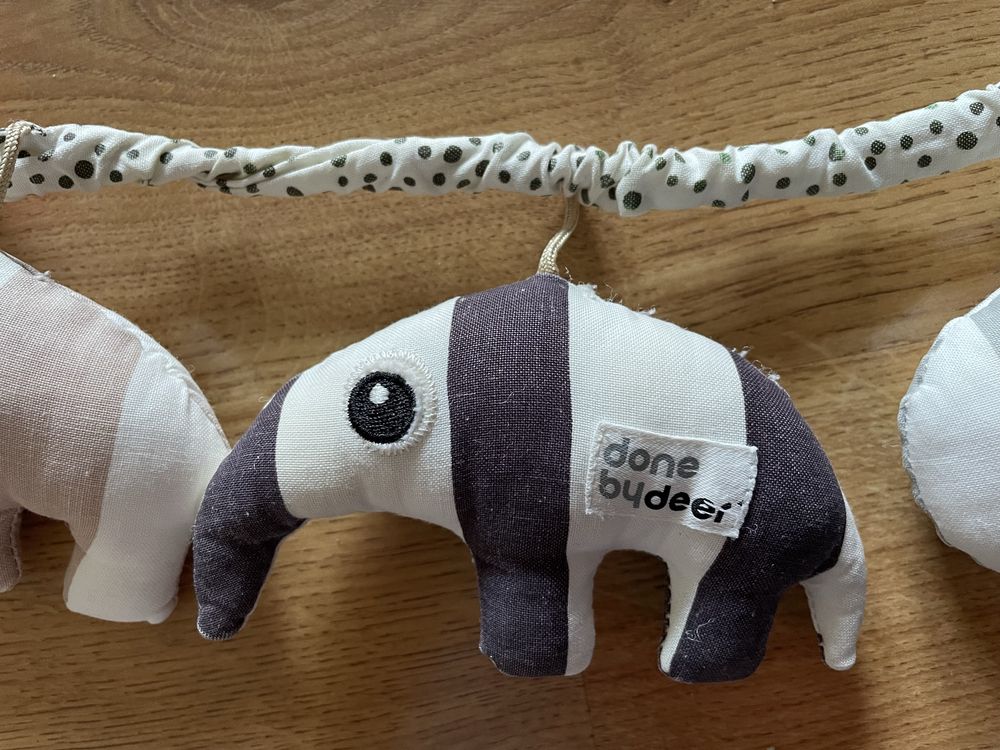 Zawieszka Done by Deer