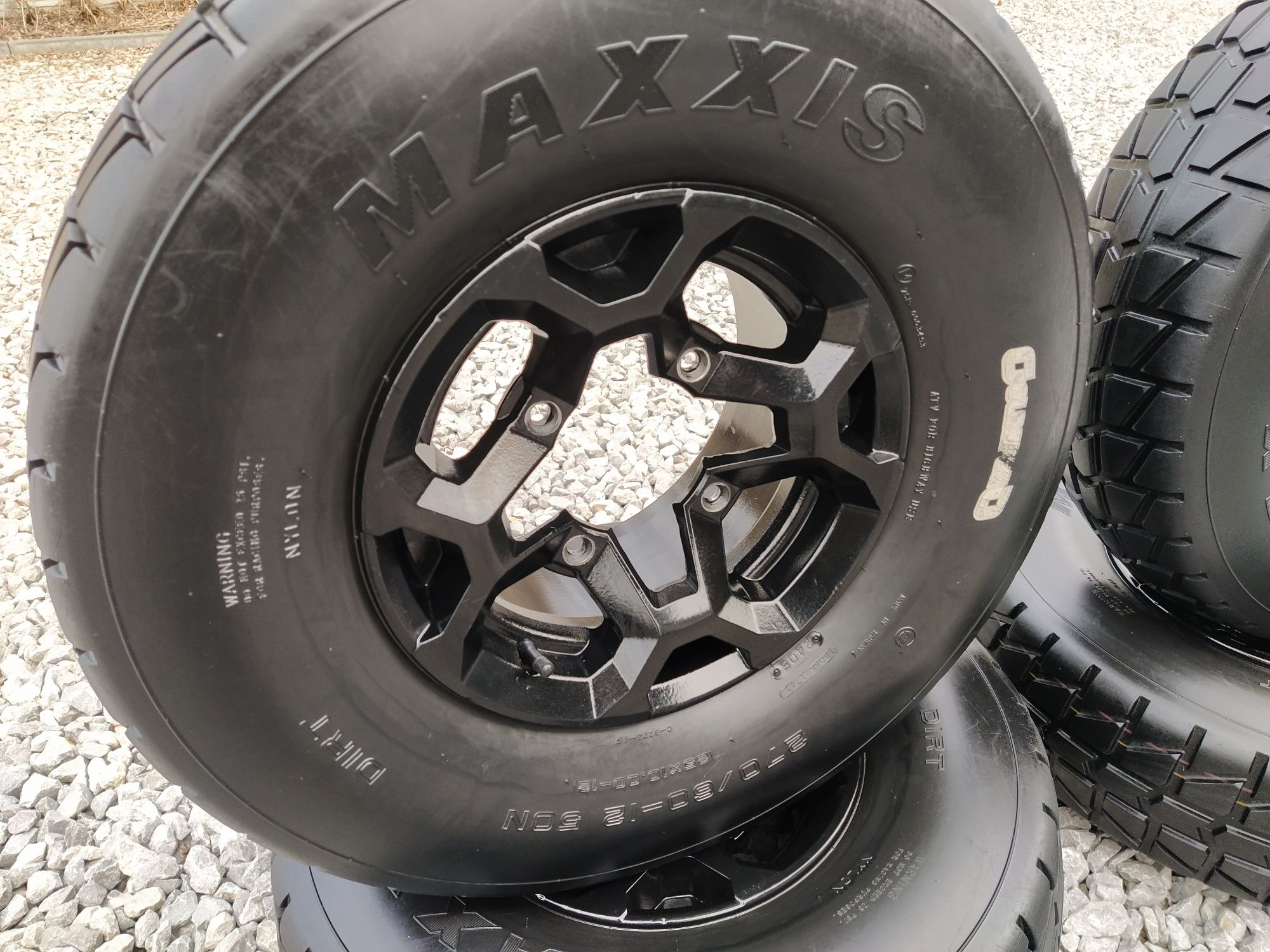 Koła alufelgi opony can-am Outlander