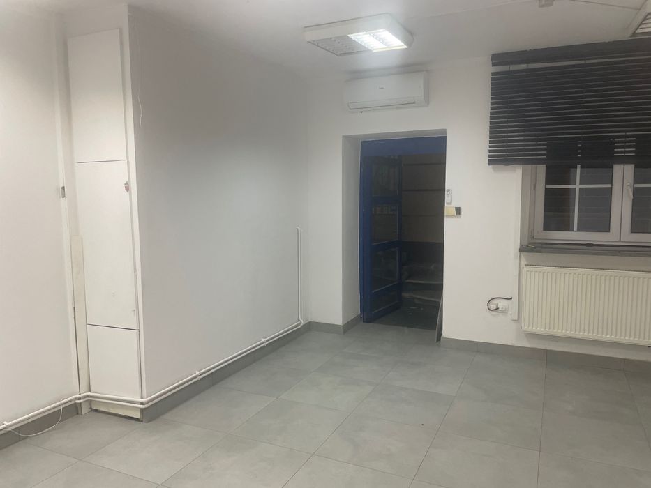 lokal usługowo biurowo handlowy Poznań Grunwald  Ściegiennego 34m2