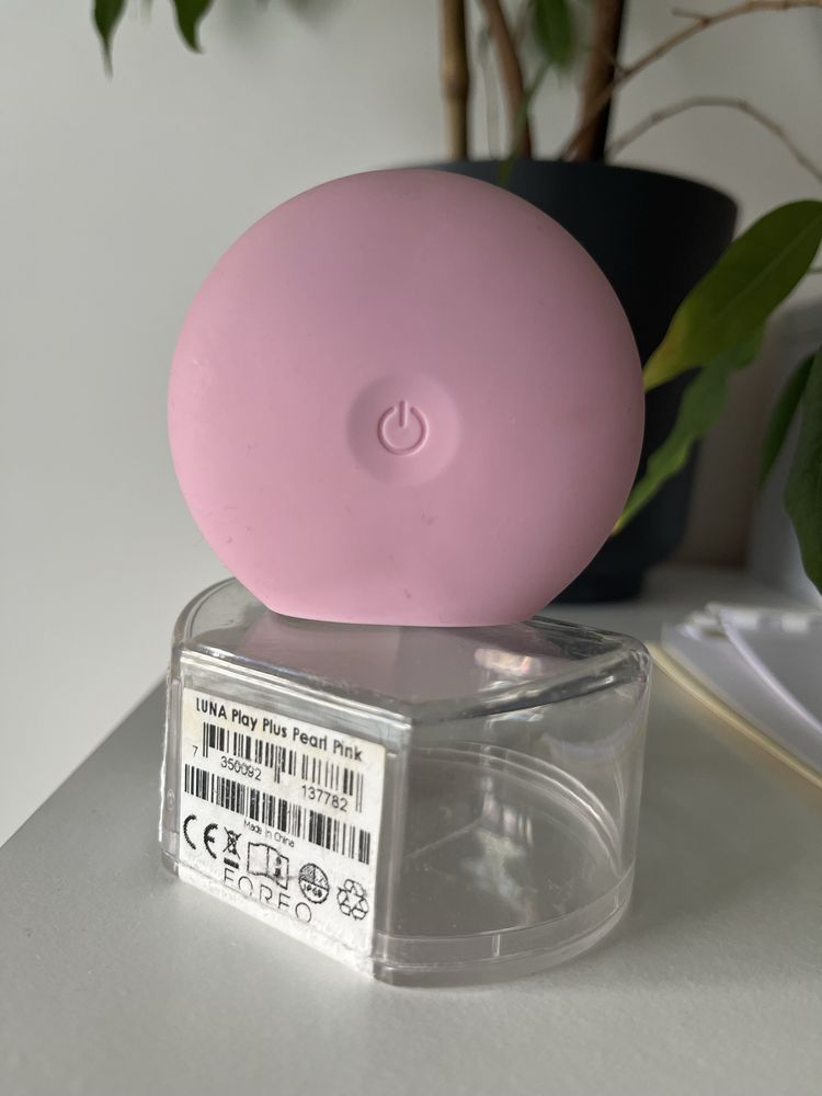 Foreo Luna Play Plus Pearl Pink, soniczna szczoteczka