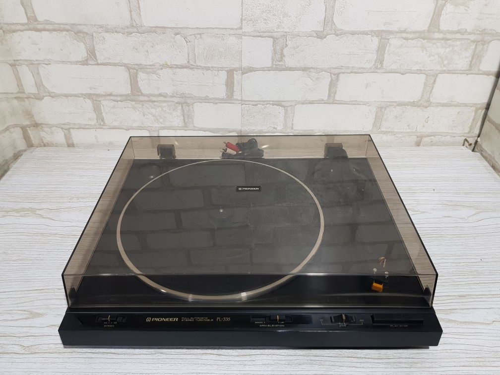 Віниловий програвач PIONEER PL-335, 33/45 об/хв, б/у з Німеччини