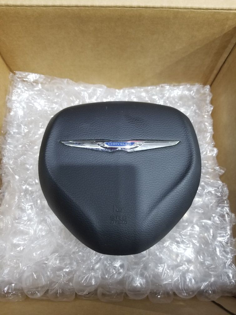 Подушка безпеки Chrysler 200 airbags в руль