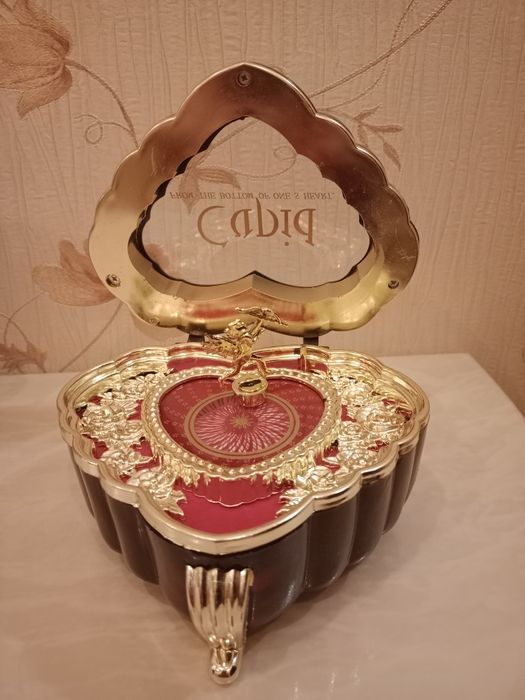 Музыкальная шкатулка.