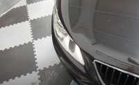 Pavimentos em PVC com encaixes puzzle pretos ou cinzentos