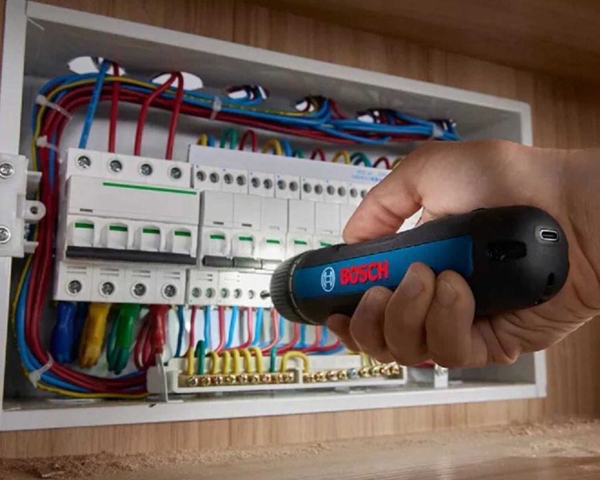 KOMPAKTOWA Wkrętarka Bosch Go Professional 3,6V LED + Akcesoria ZESTAW