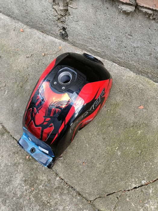 Бак Bajaj Boxer із вм'ятиною