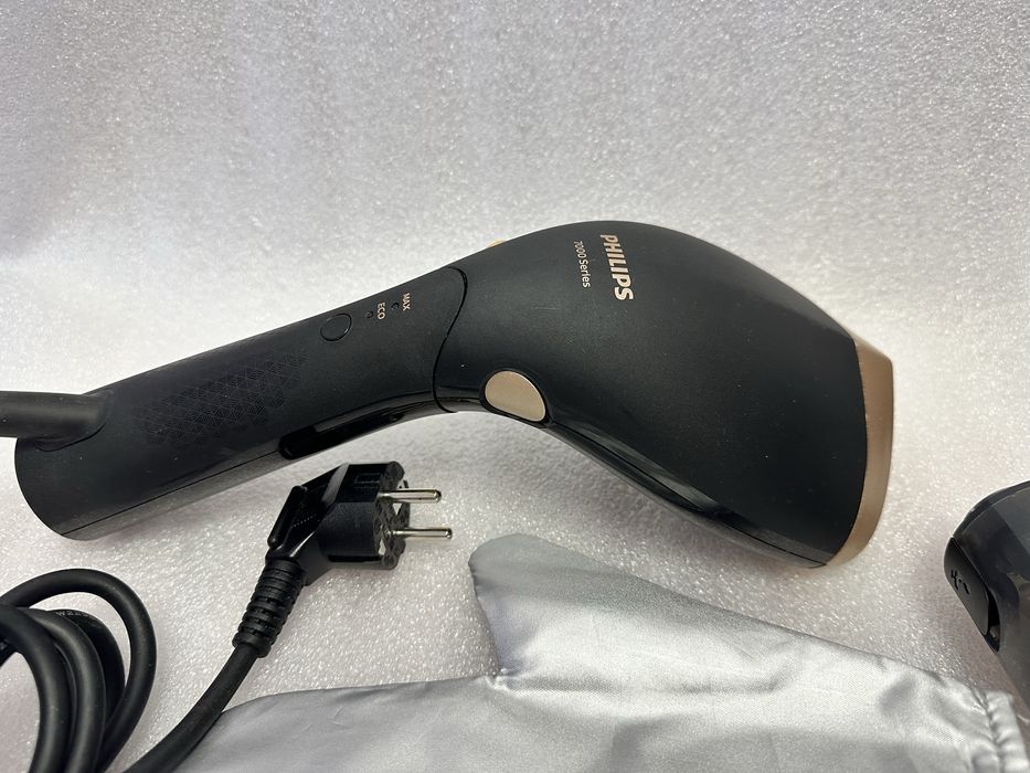 Відпарювач Philips STH7060