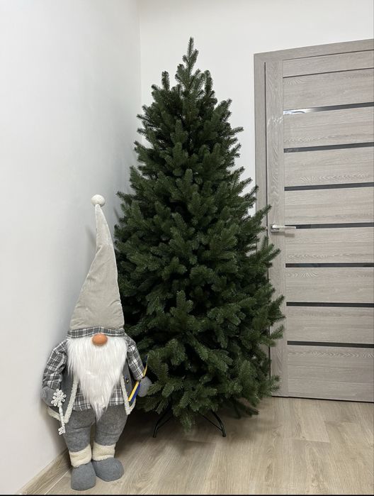 Продам елку 1.8 литая