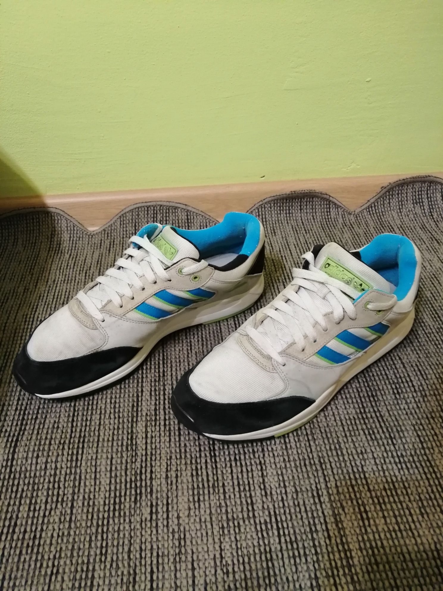 Кроссовки Adidas Tech super