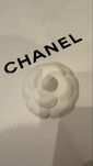 Dekoracyjna kamea samoprzylepna chanel
