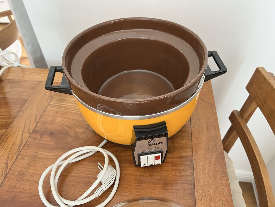Panela de Arroz Vintage Hitpan – Funcional e com Estilo Retro!