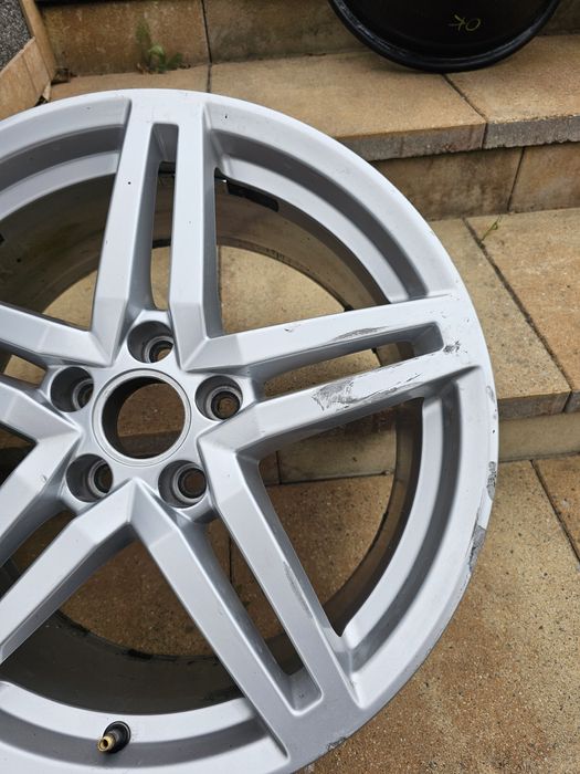 Felga 18cali 5x112 8j et39 oryginał Audi 4G0 A6 C7