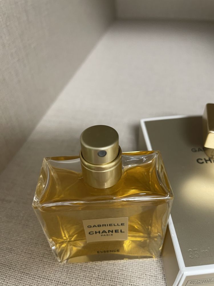 Продаю парфумовану воду Chanel Gabrielle Essence 35ml+подарунок