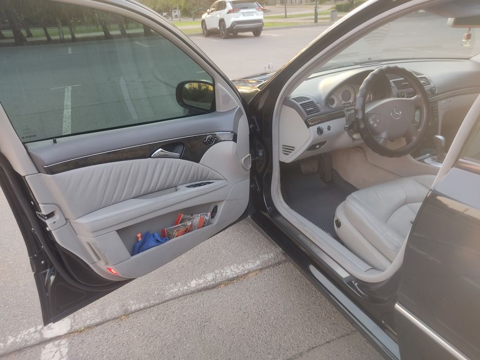 Продам Mercedes w211 e270