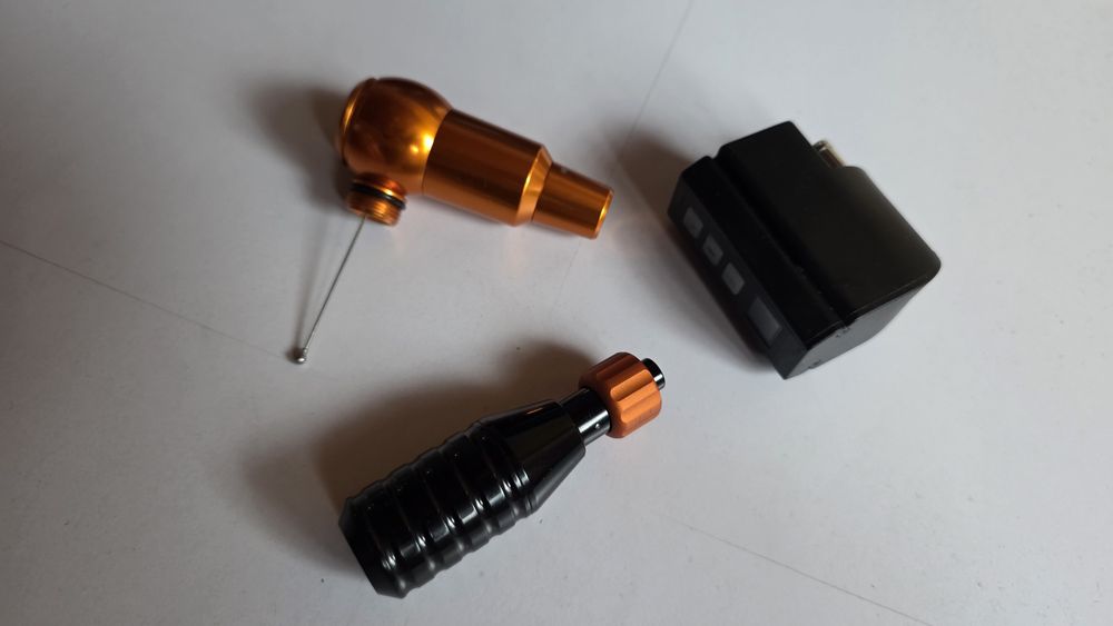 Maszynka do tatuażu Cheyenne Hawk Thunder + Grip + Bateria STAN IDEALN