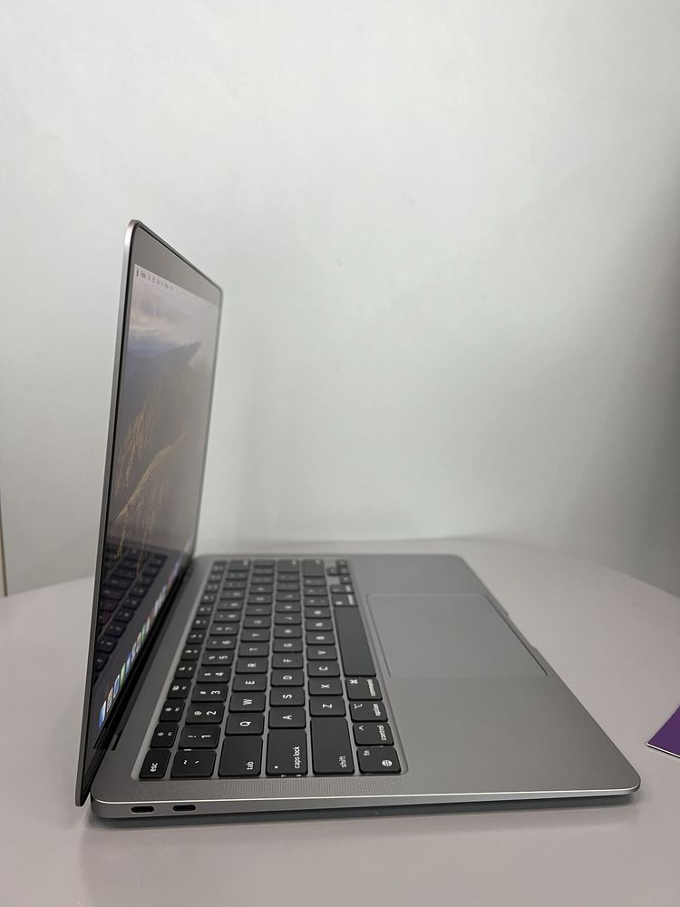 MacBook Air 13” M1 2020 16/256SSD Space Gray (34цикли)