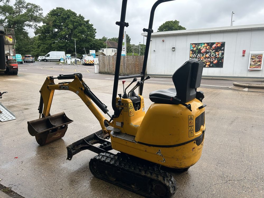 Jcb 8008 Cts Mikrokoparka 2019 niski przebieg w bardzo dobrym stanie