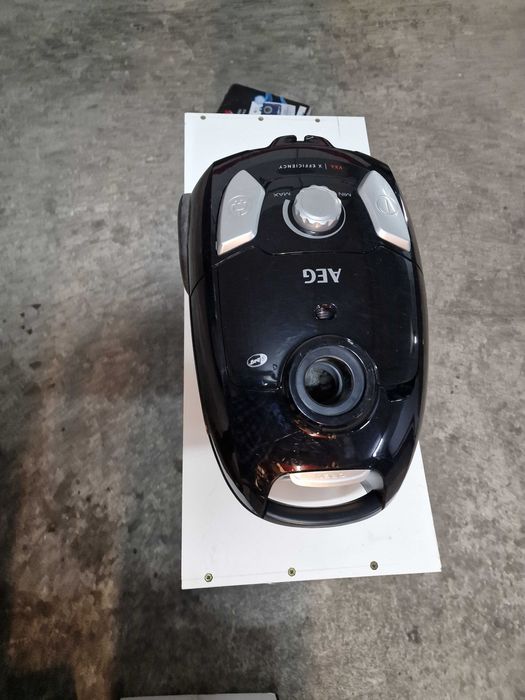 Aspirador AEG VX4