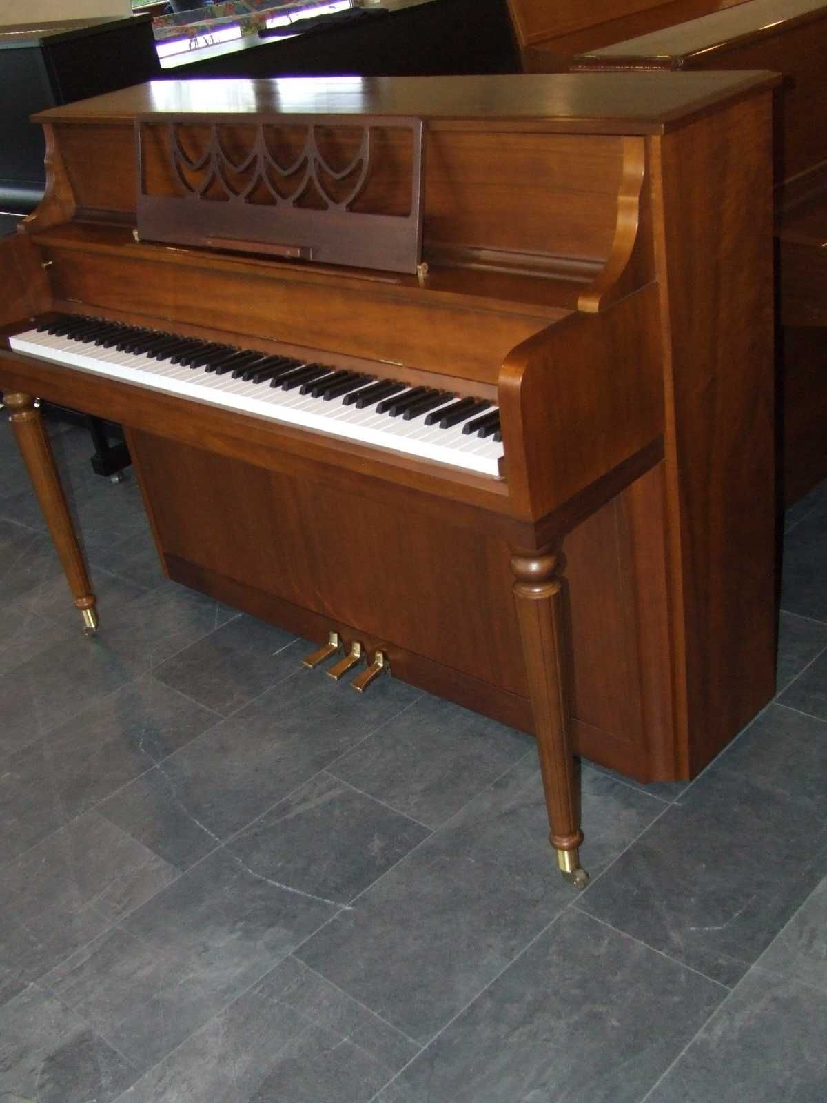 Pianino Kawai z taboretem, made in Japan