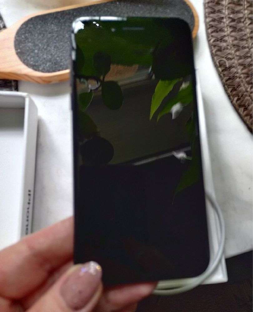 Iphone SE 2022 idealny stan