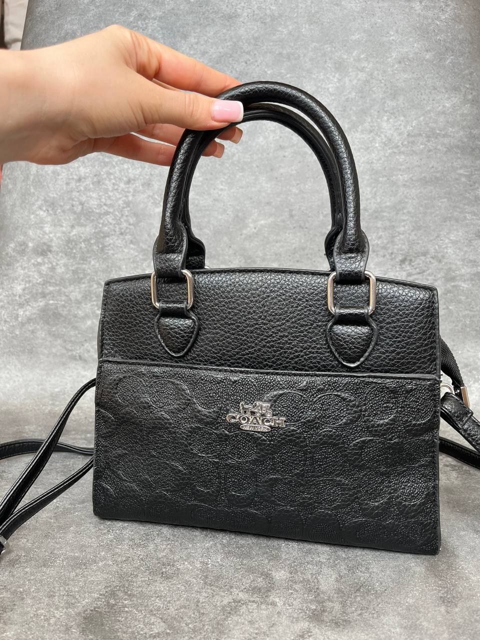 Найкраща ціна на брендові сумки Coach