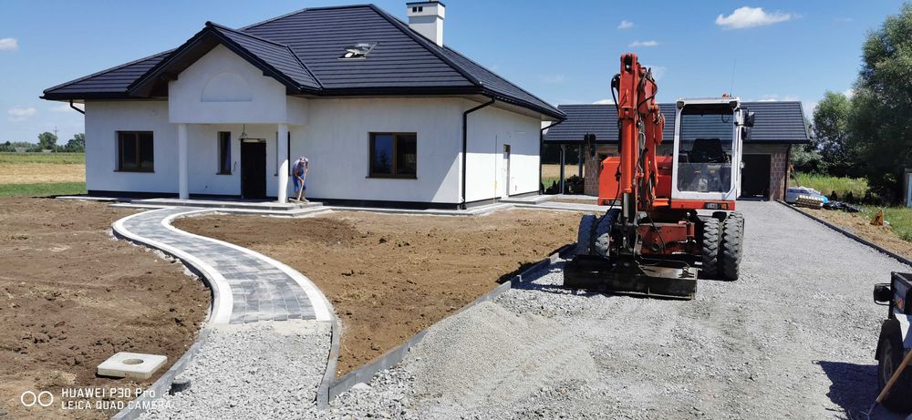 Roboty Ziemne, usługi koparką, rozbiòrki budowlane, przyłącza, zasypy.