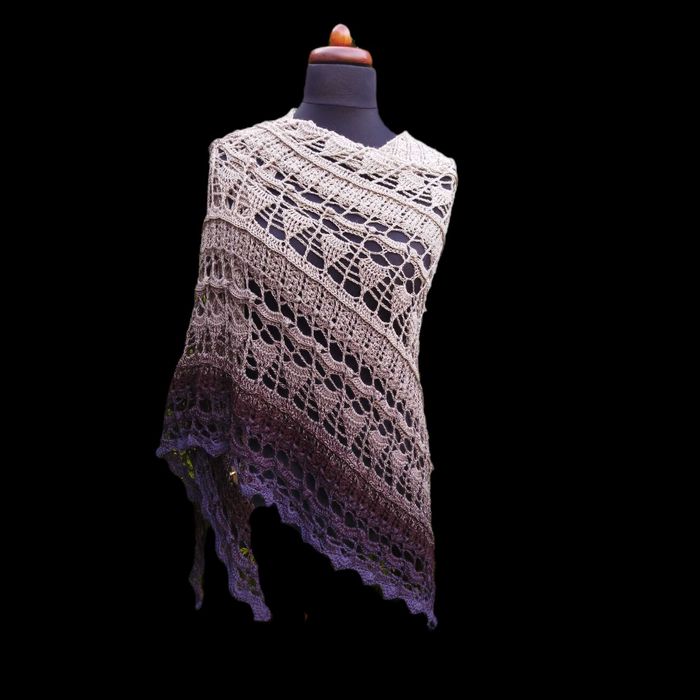 Chusta wykonana na szydełku