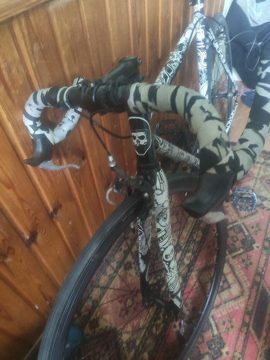 Велосипед шоссейный