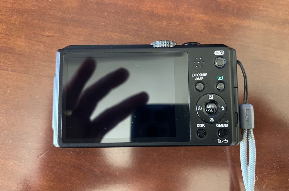 Máquina fotográfica panasonic Dmc-Tz40 (Leica)