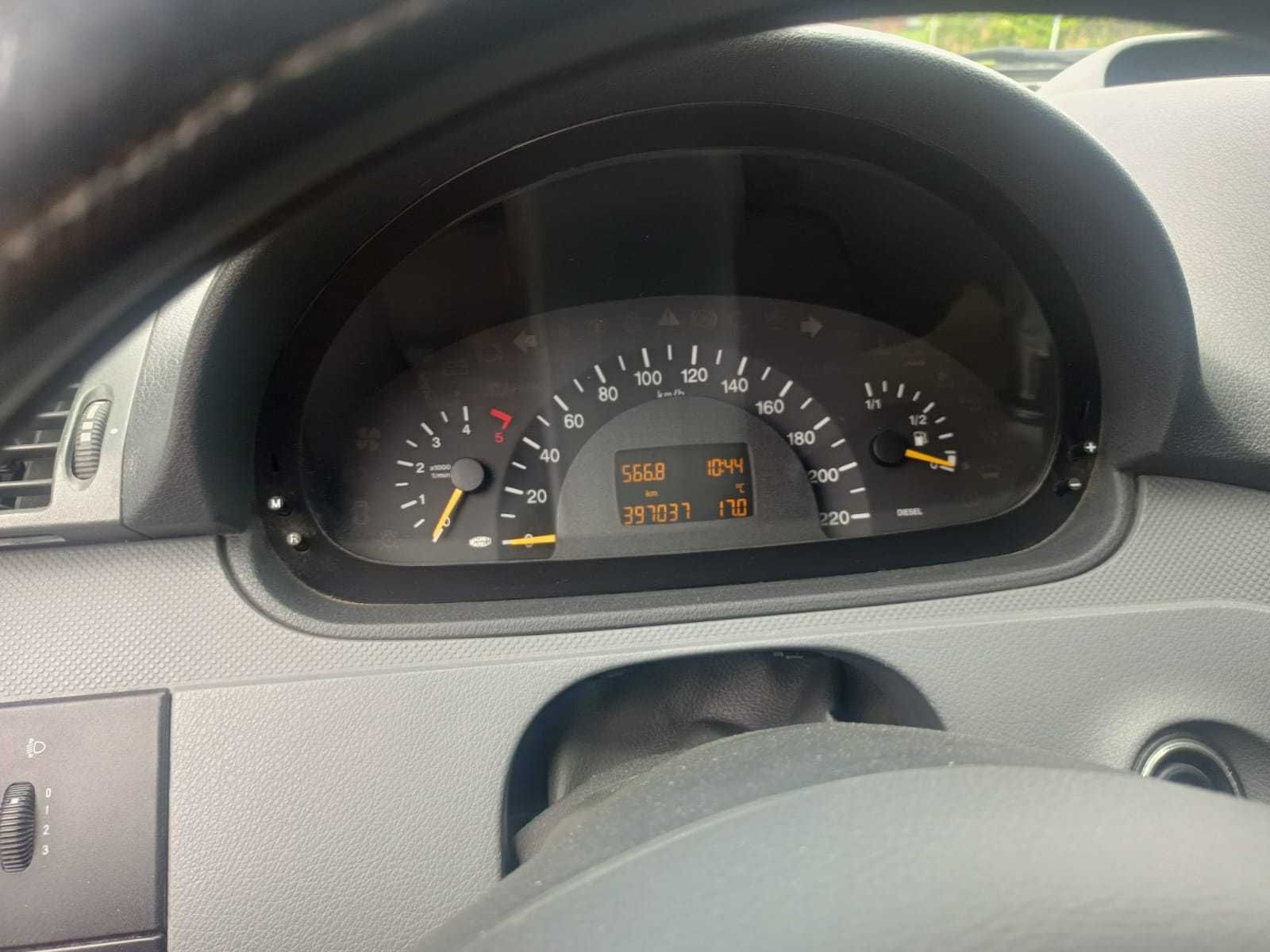 Mercedes Vito 115CDI 2.2 07r.   6 os. hak, klimatyzacja, Niemiec