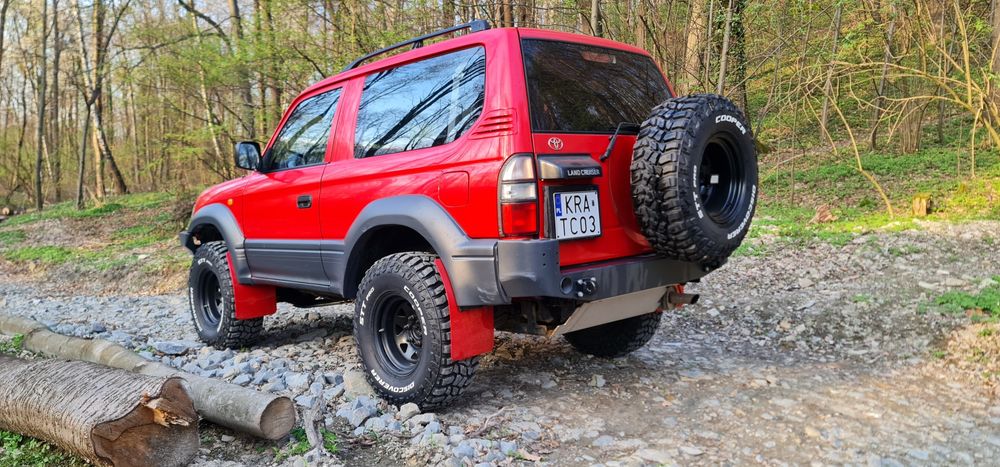 Toyota Land Cruiser J90 3.4 V6 178 KM Benzyna 4x4 Off Road Wyciągarka