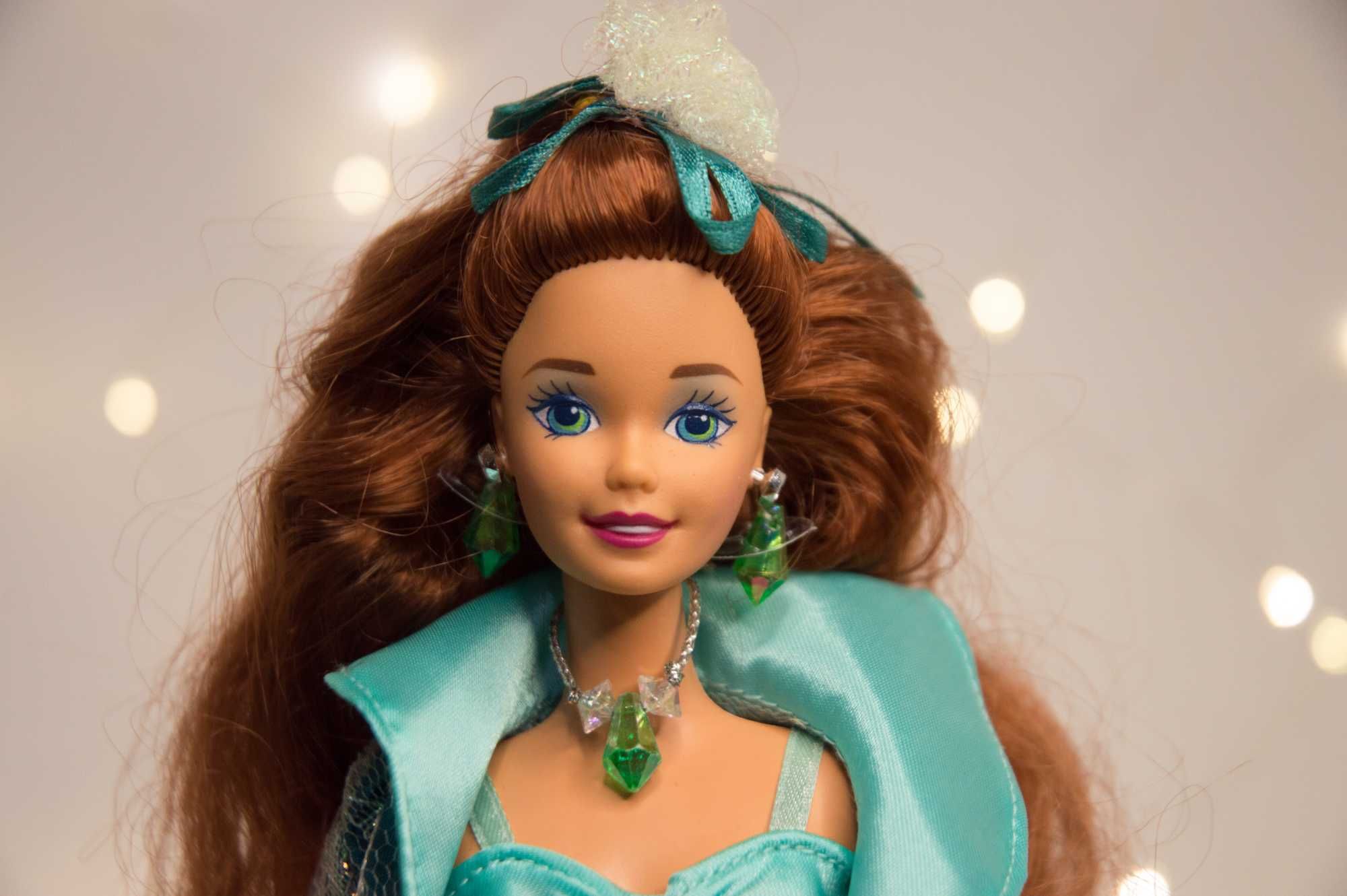 Вінтажні ляльки Barbie 90-х років у розкішних сукнях кукла барби
