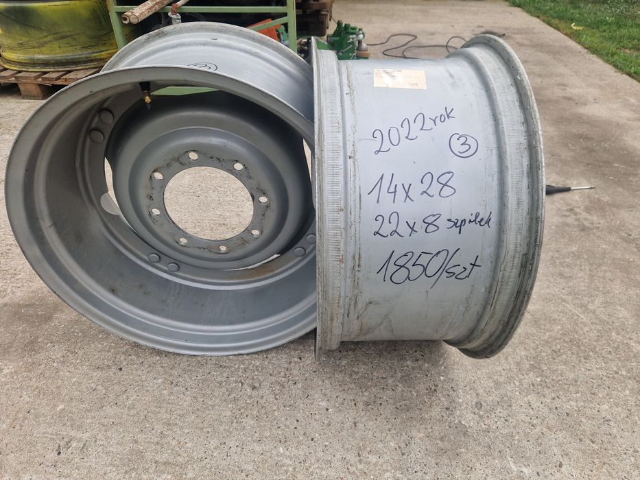 Felga 14x28 fendt 16x28 John deere 12x28  CASSE claas 18x28