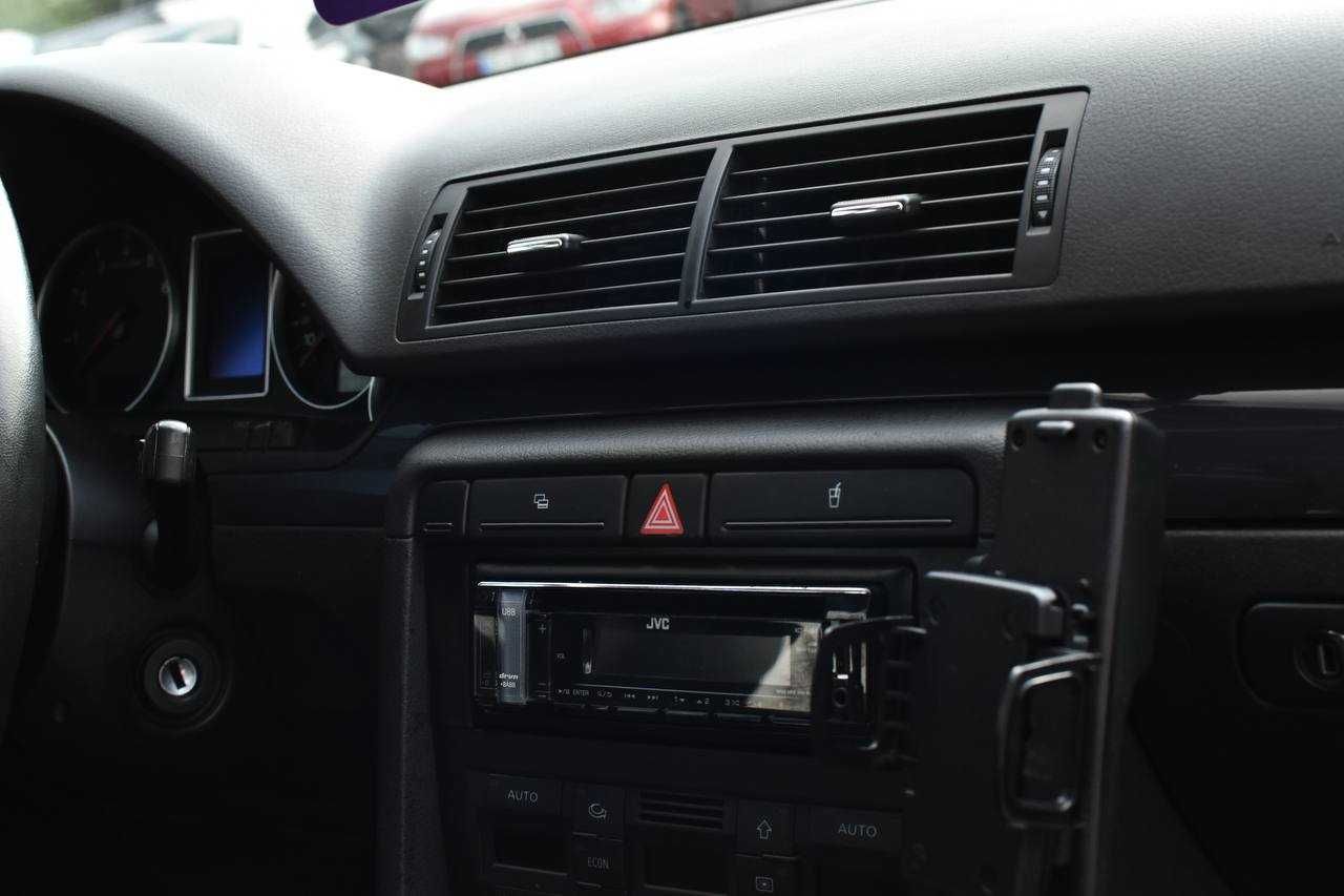 Audi a4 b6 2003 р. 2.0 MPI бензин (Перший внесок від 20%)