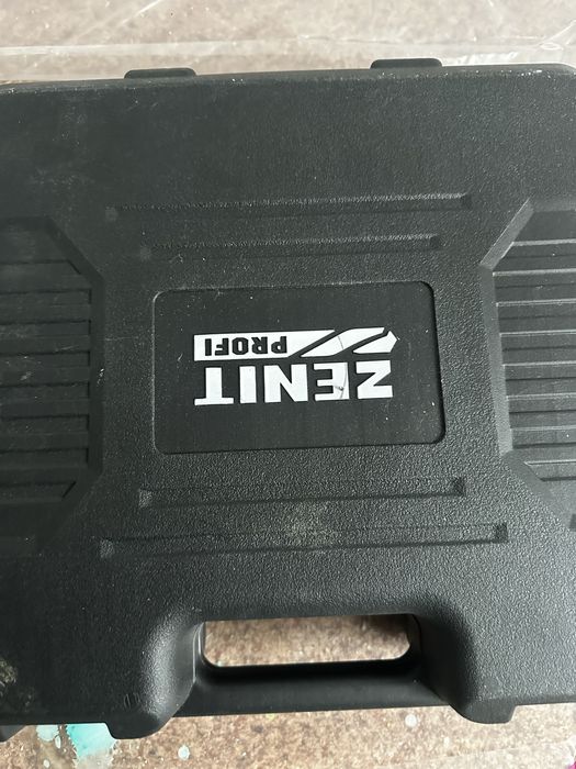 Електролобзік зеніт профі