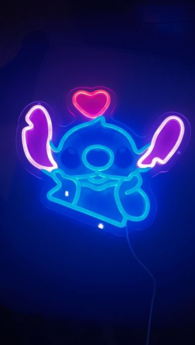LED Neon Stitch z serduszkiem DISNEY
