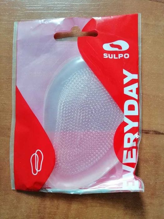 Pół wkładki żelowe do butów na obcasie. Zapobiegają zsuwaniu się stopy