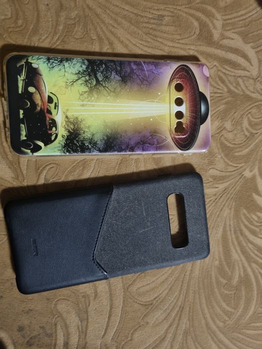 2 чохли на самсунг s10+