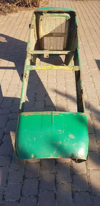 Ursus C-360, C-355 Maska silnika z siatką