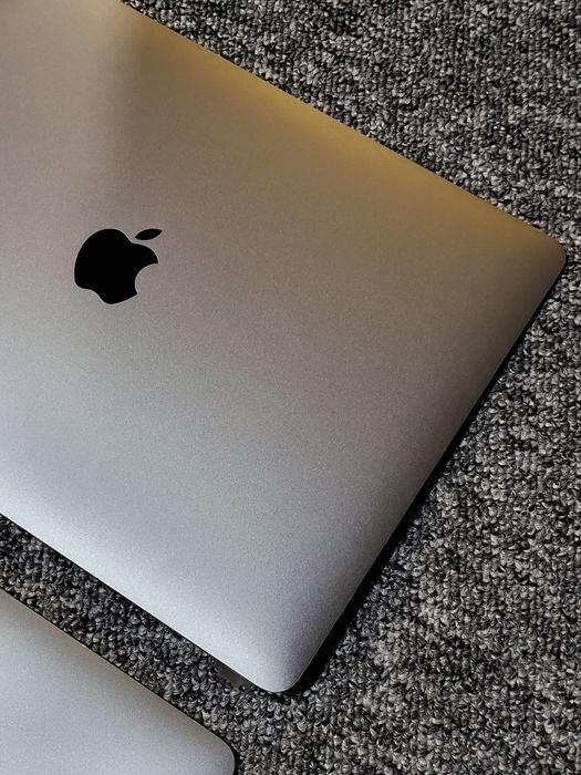 Оригінал з розборки дисплей a1989 a2159 a2251 a2289 екран MacBook